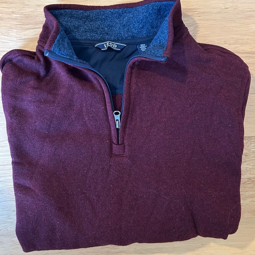 Izod Men's Burgundy Half-Zip Sweater